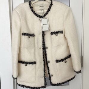 Elegant Cream Jacket/blazer with Black Trim (Chanel vibe)